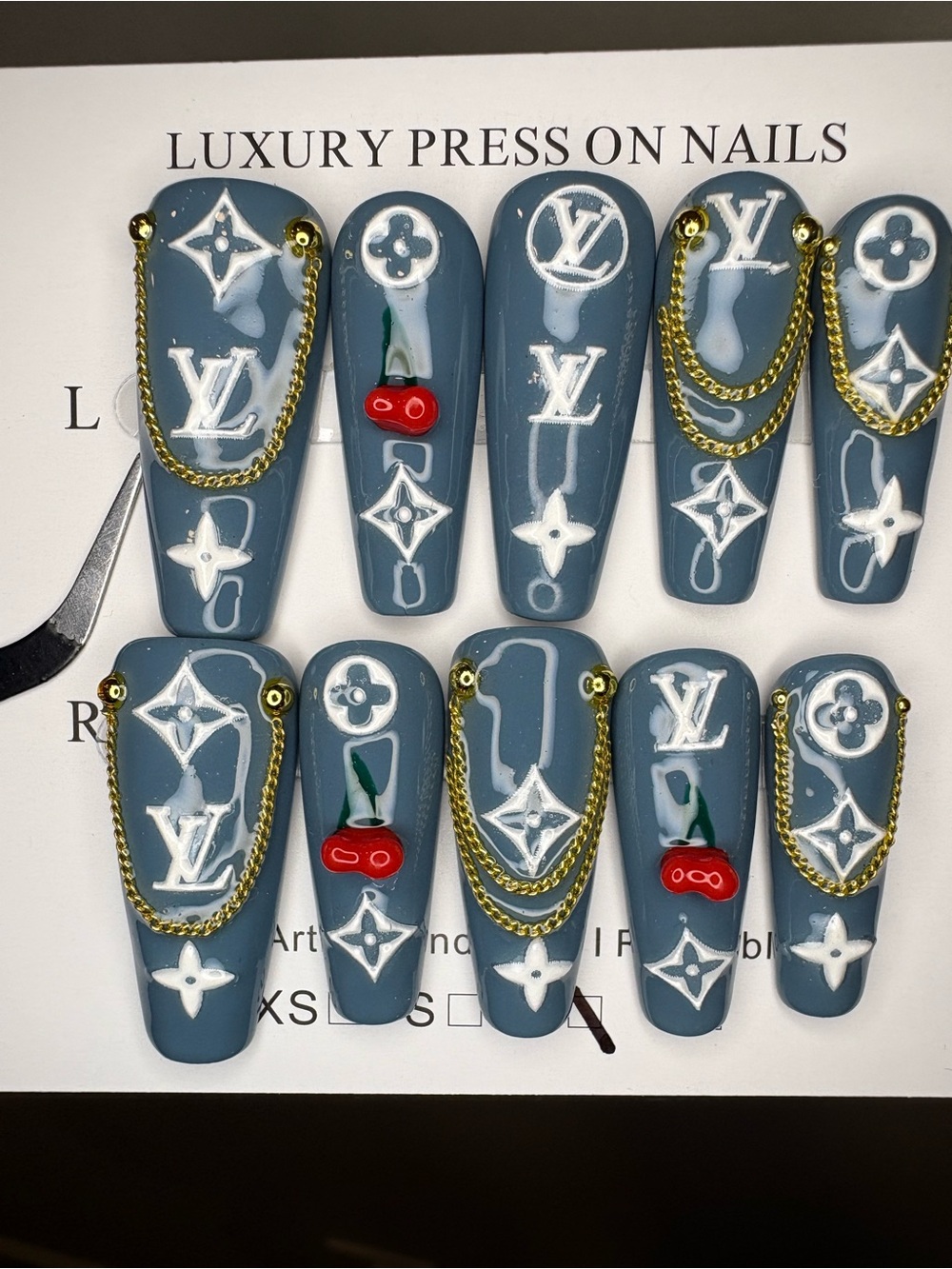 Designer-Inspired Blue Luxury Logo Press-On Nails with Gold Chains - Picture 3 of 3